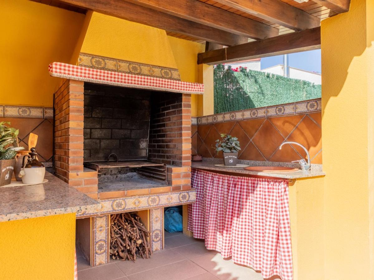 Ernestina By Interhome